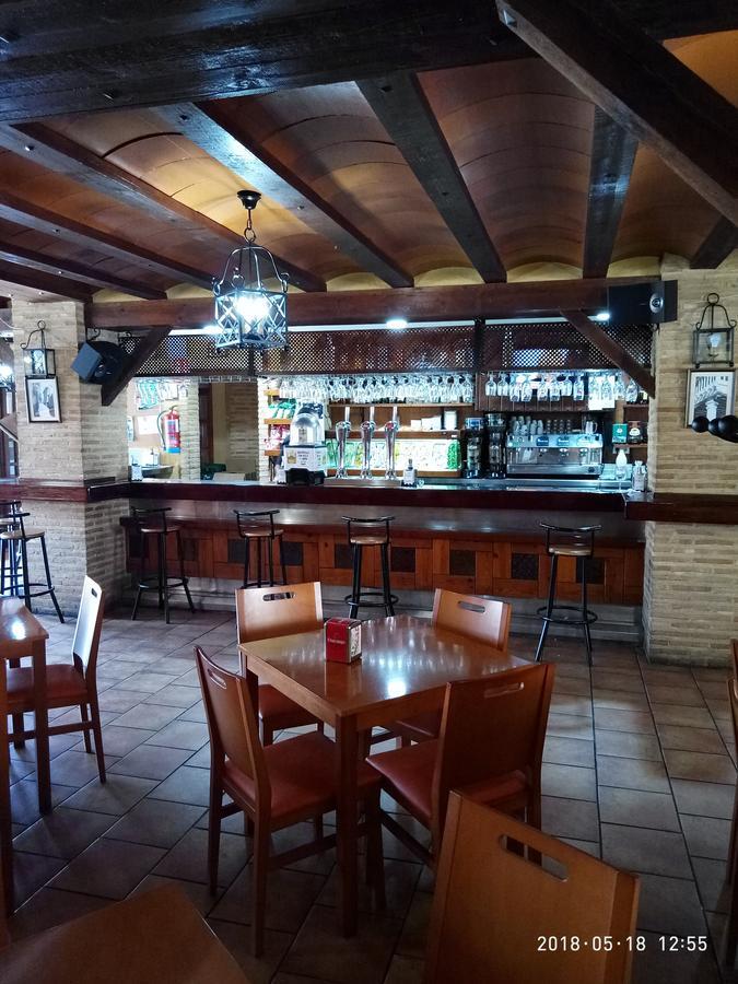 Hotel Yeste *
